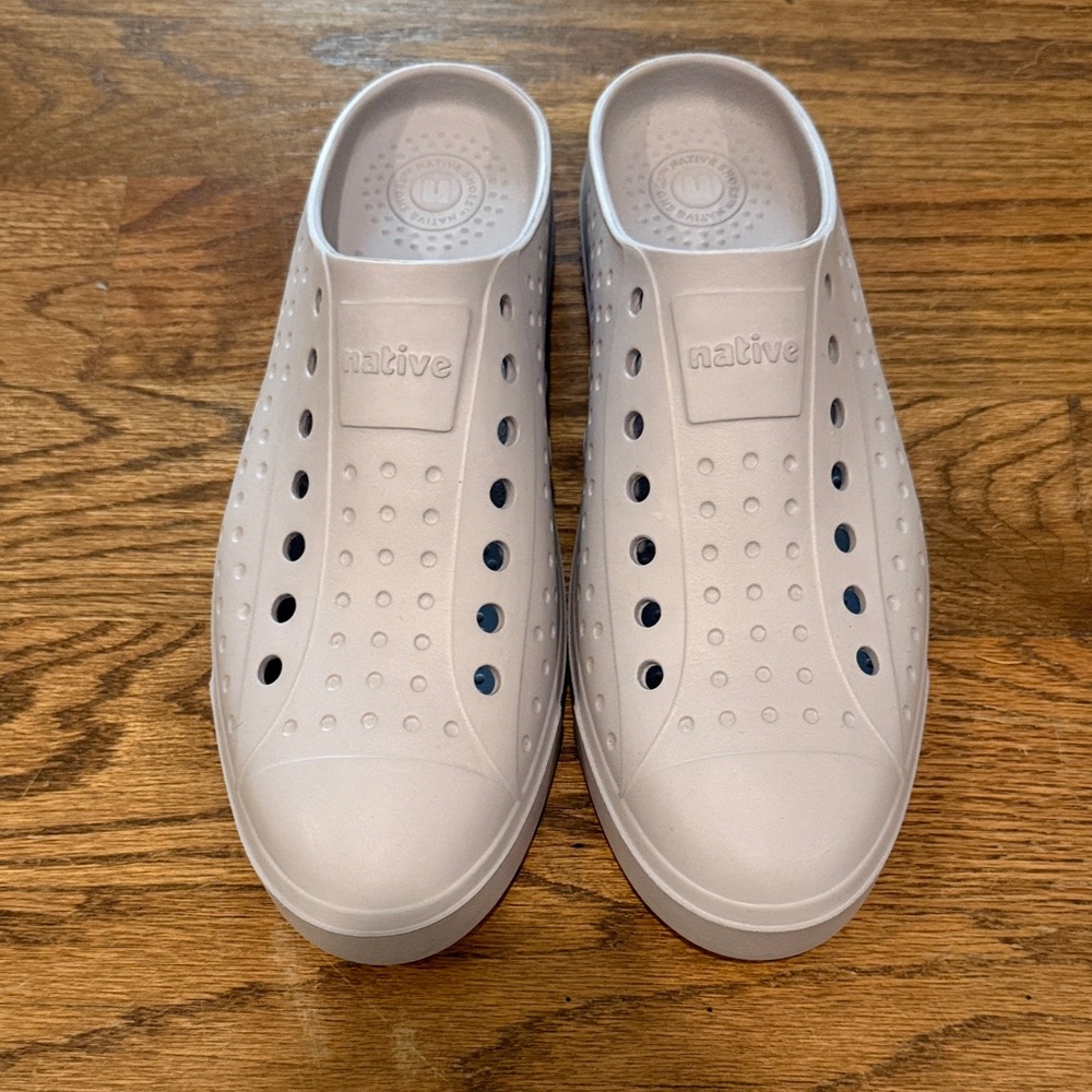 Native Sugarlite Clogs - Future Purple